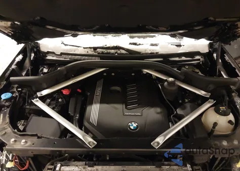 2020 BMW X5 xDrive40I z USA, uszkodzony, nr VIN 5UXCR6C0XL9B00352